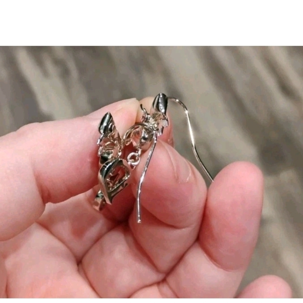Christian Dior Silver and Pink Bow "D" Women's Fish Hook Earrings - Picture 3 of 5